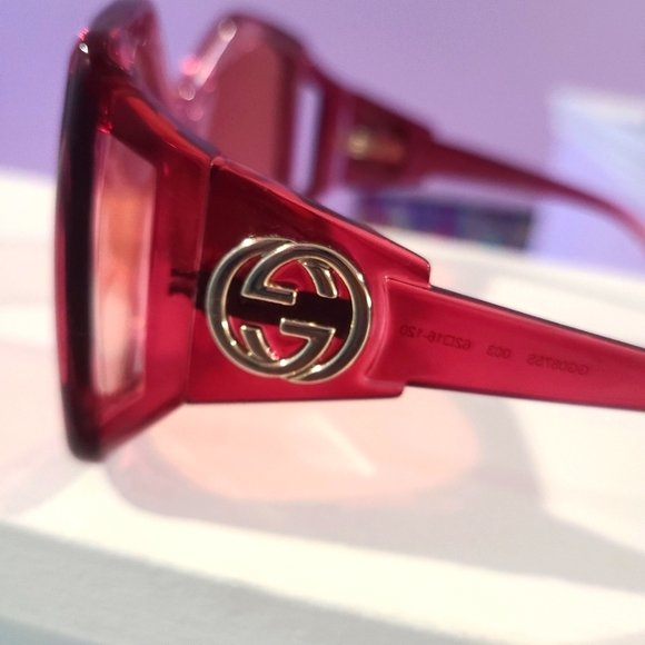 Authentic GUCCI OVERSIZED  SUNGLASSES - Picture 3 of 7
